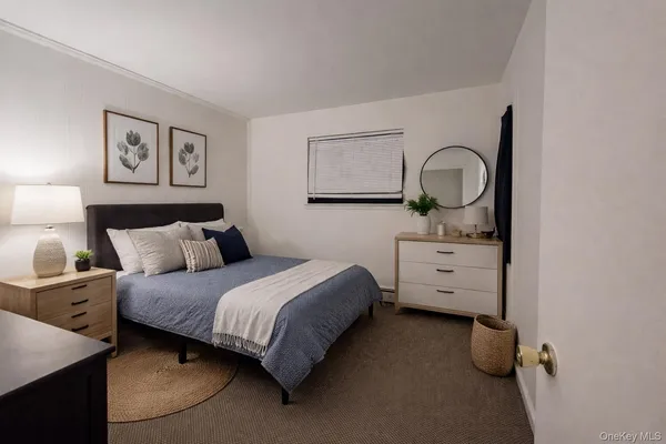 $3,175 | 2-7 Lambert Avenue, Farmingdale, NY 11735