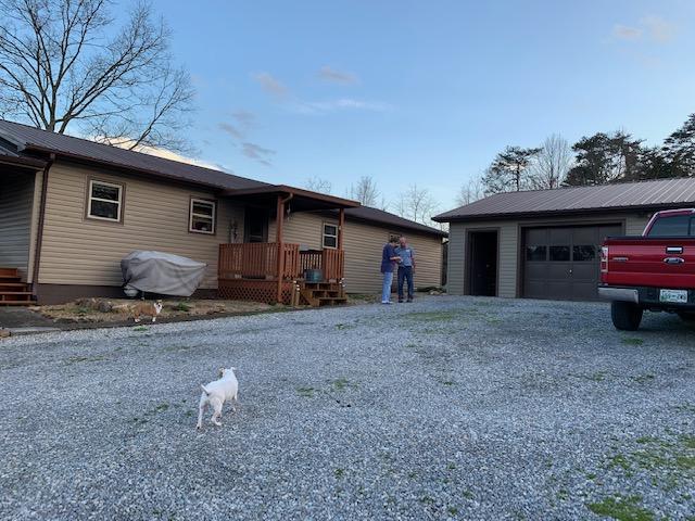 932 House Road Greeneville, TN 37743 - Photo 5 of 11 IMG_1895