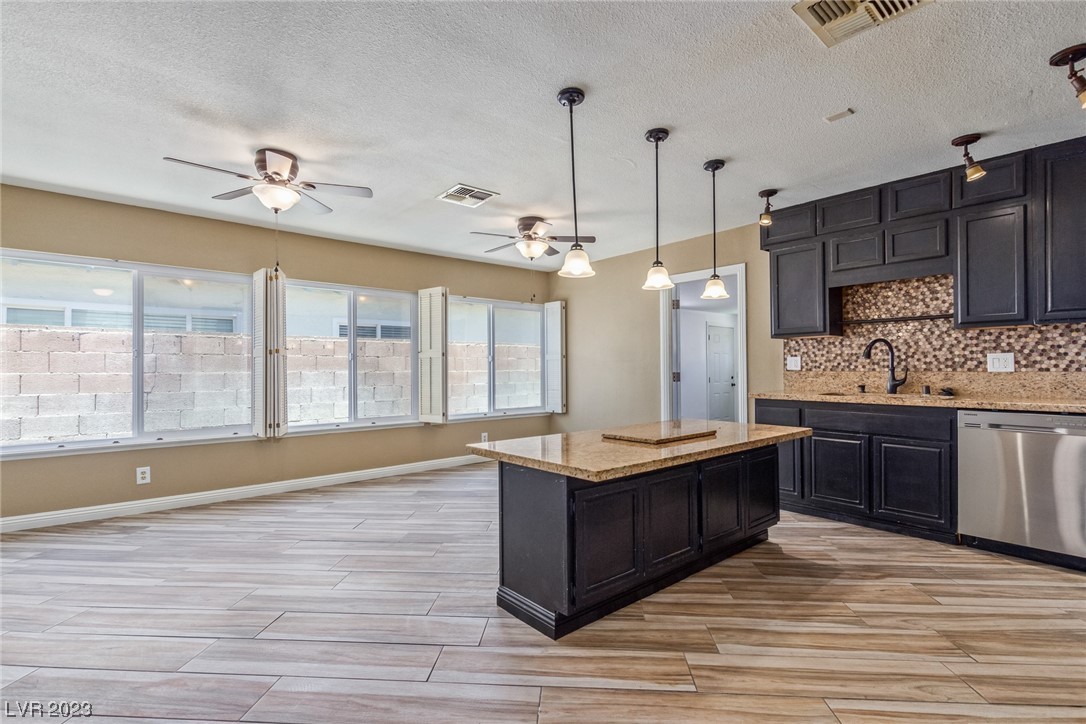 4724 Summerhill Road Las Vegas, NV 89121 - Photo 11 of 36