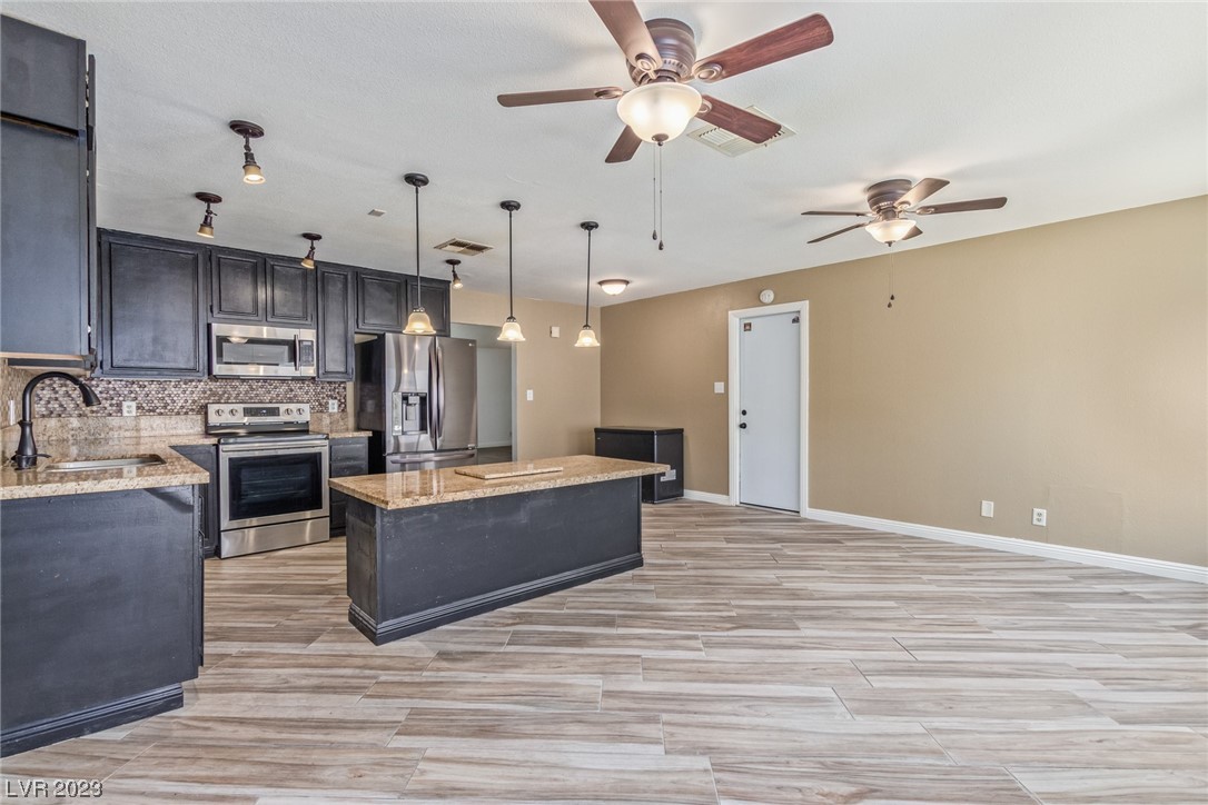 4724 Summerhill Road Las Vegas, NV 89121 - Photo 14 of 36