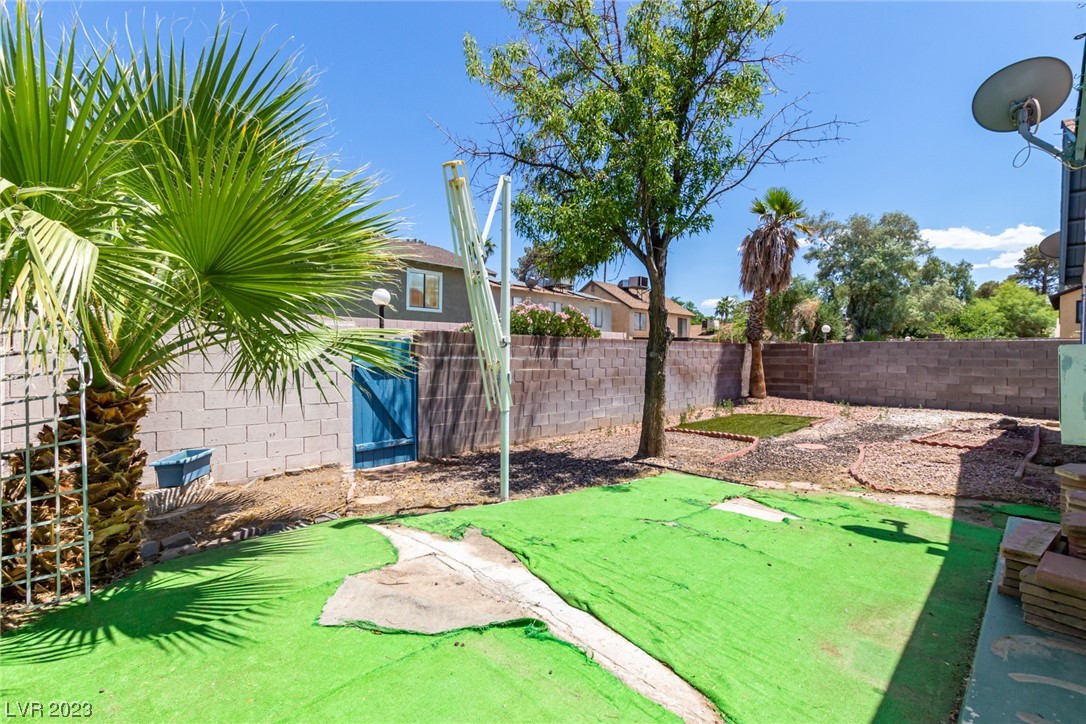 4724 Summerhill Road Las Vegas, NV 89121 - Photo 33 of 36