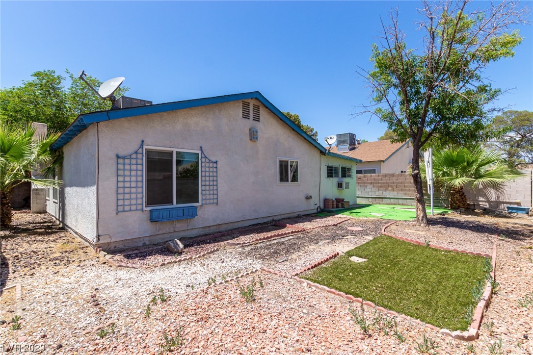 4724 Summerhill Road Las Vegas, NV 89121 - Photo 35 of 36