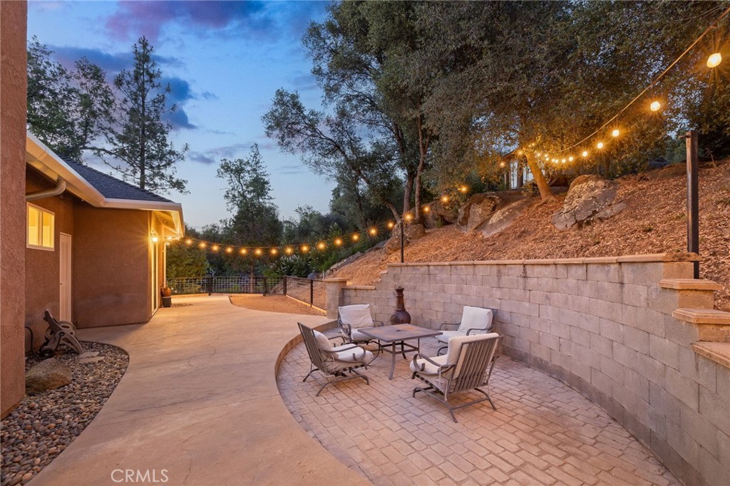 36919 Deer Path Circle Coarsegold, CA 93614 - Photo 8 of 69