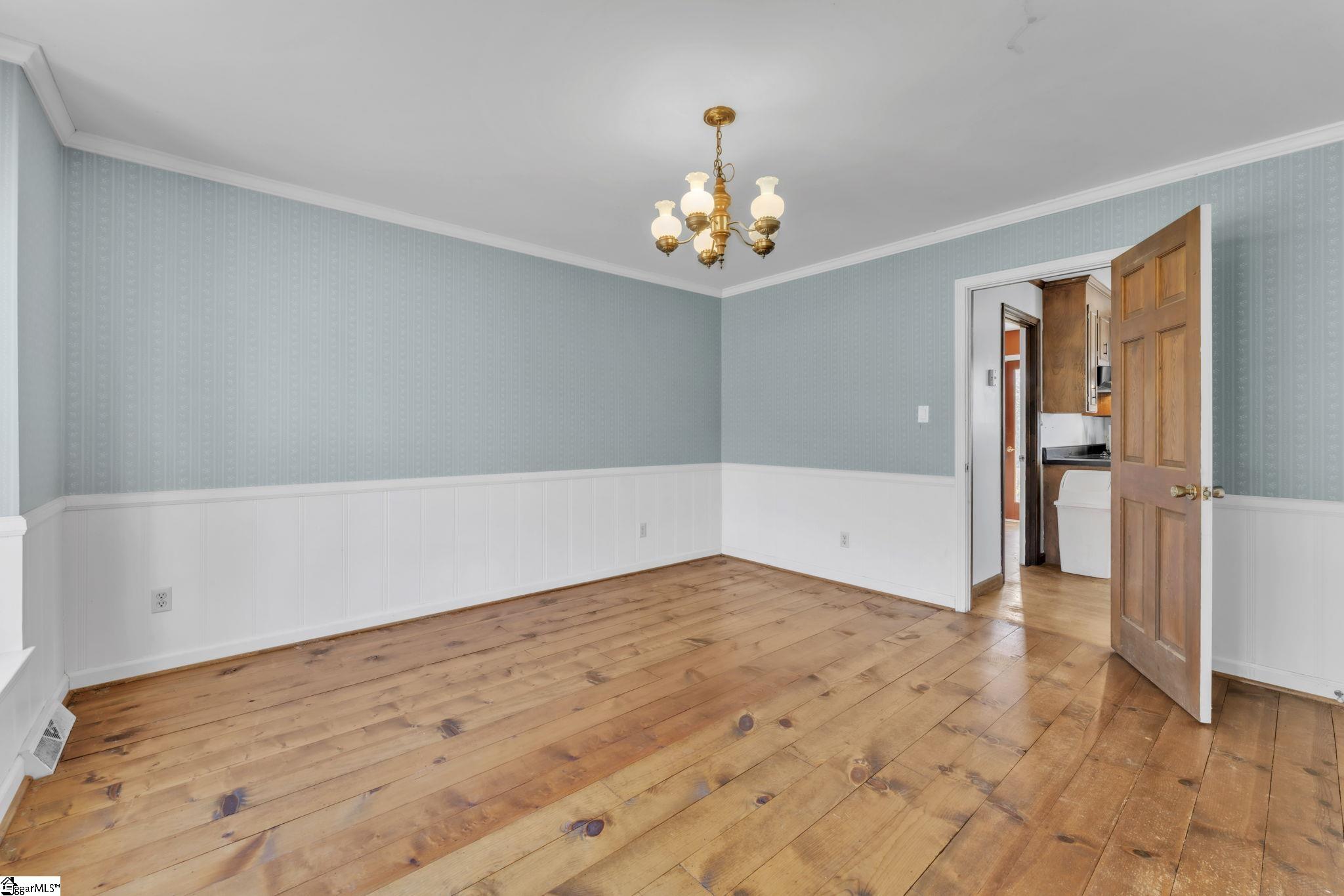 1240 Taylors Road Taylors, SC 29687 - Photo 14 of 37 Gallery Image 14