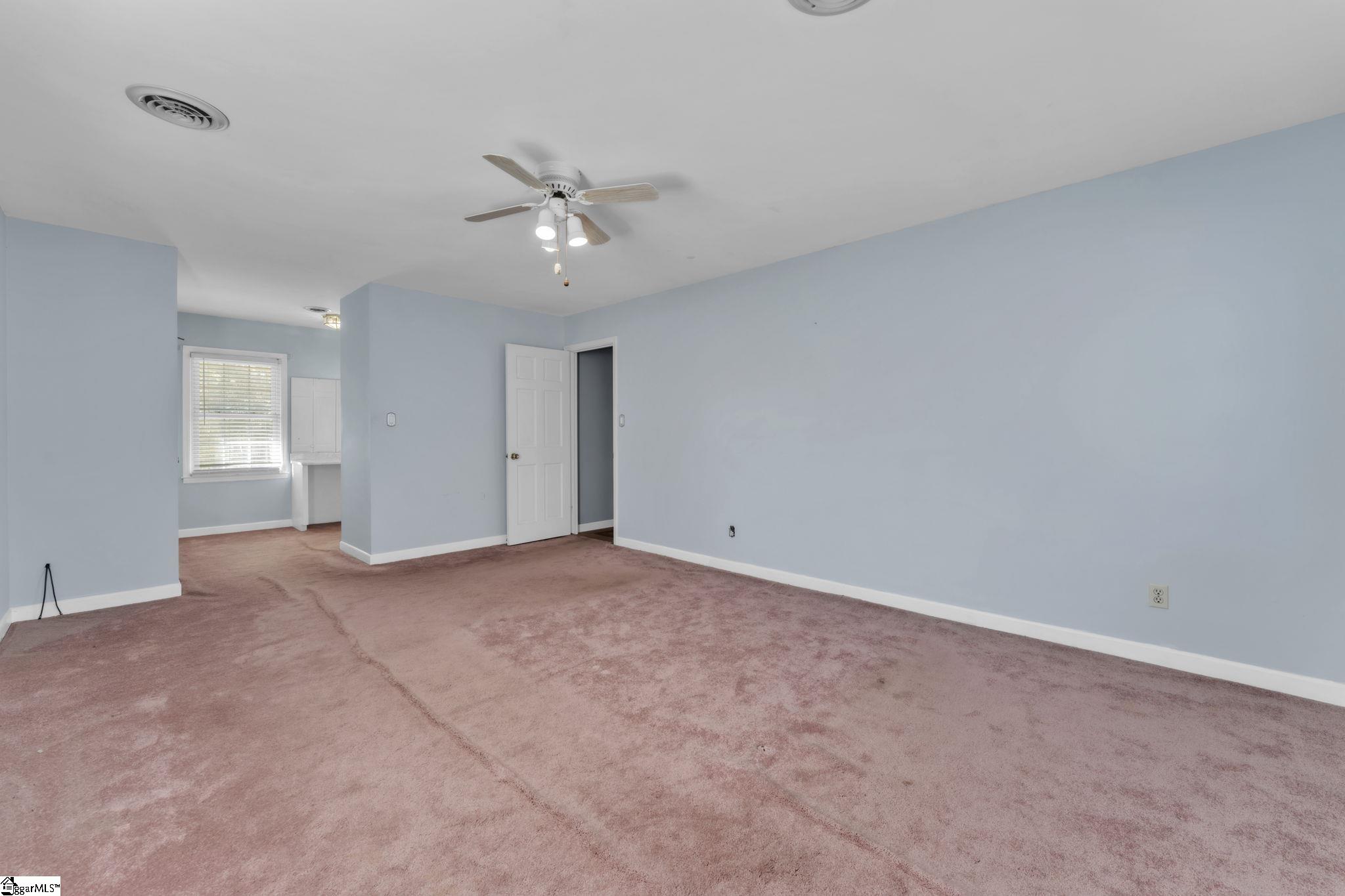 1240 Taylors Road Taylors, SC 29687 - Photo 21 of 37 Gallery Image 21