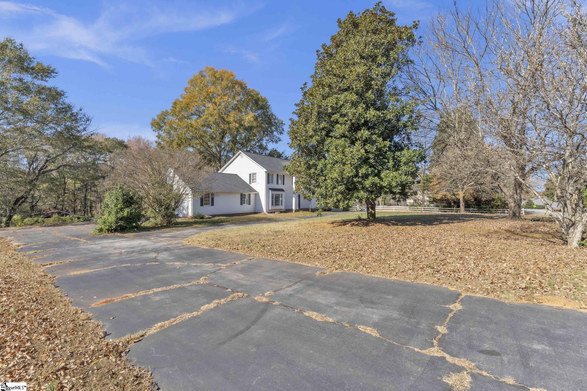1240 Taylors Road Taylors, SC 29687 - Photo 36 of 37 Gallery Image 36
