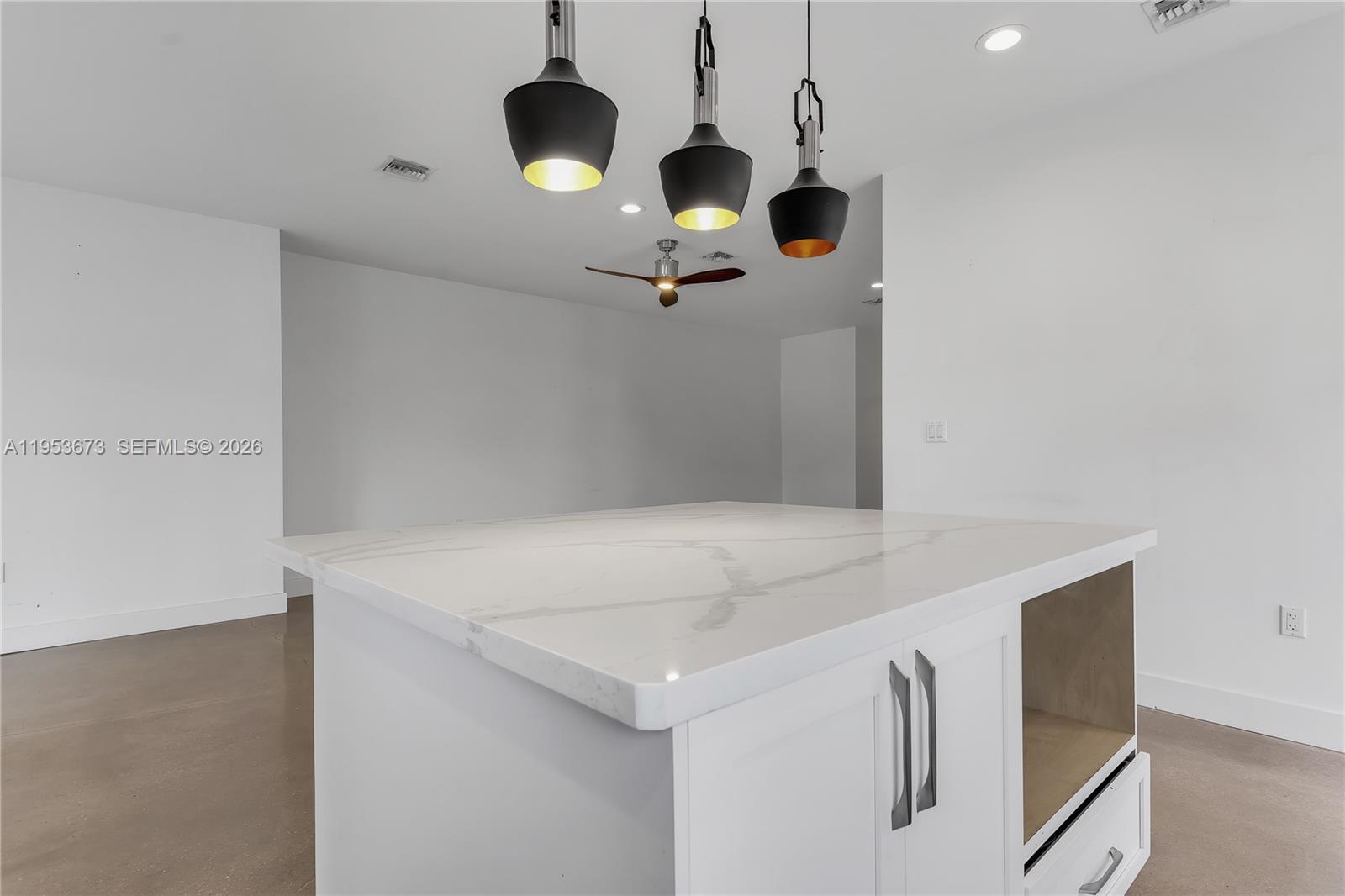 2247 Northwest 2nd Street Miami, FL 33125 - Photo 11 of 31