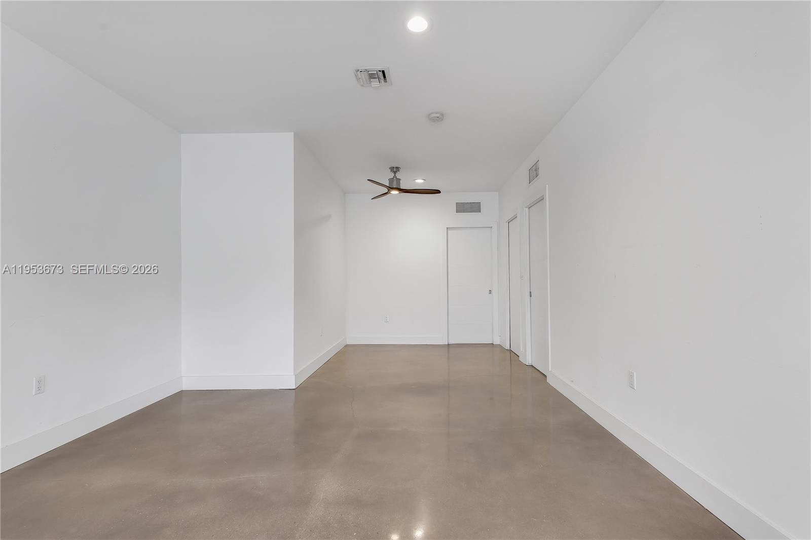 2247 Northwest 2nd Street Miami, FL 33125 - Photo 12 of 31