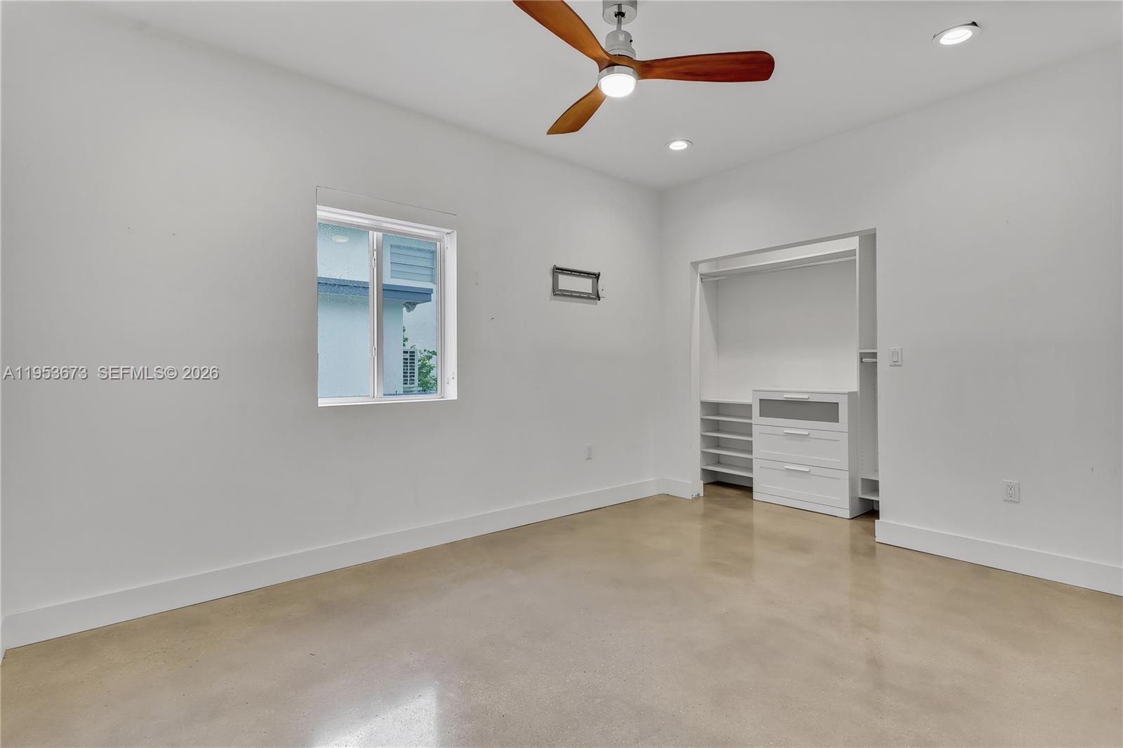 2247 Northwest 2nd Street Miami, FL 33125 - Photo 15 of 31