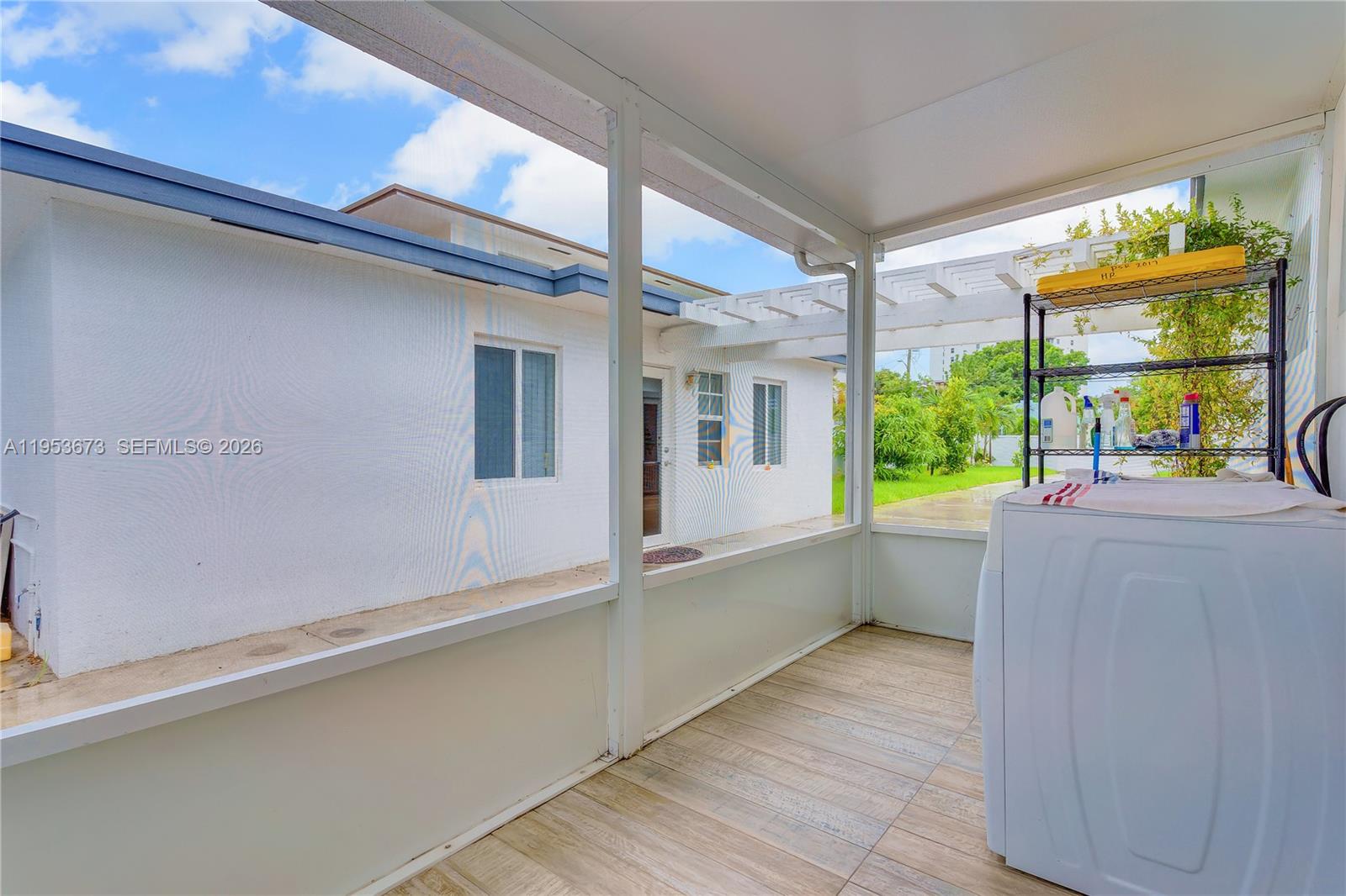 2247 Northwest 2nd Street Miami, FL 33125 - Photo 28 of 31