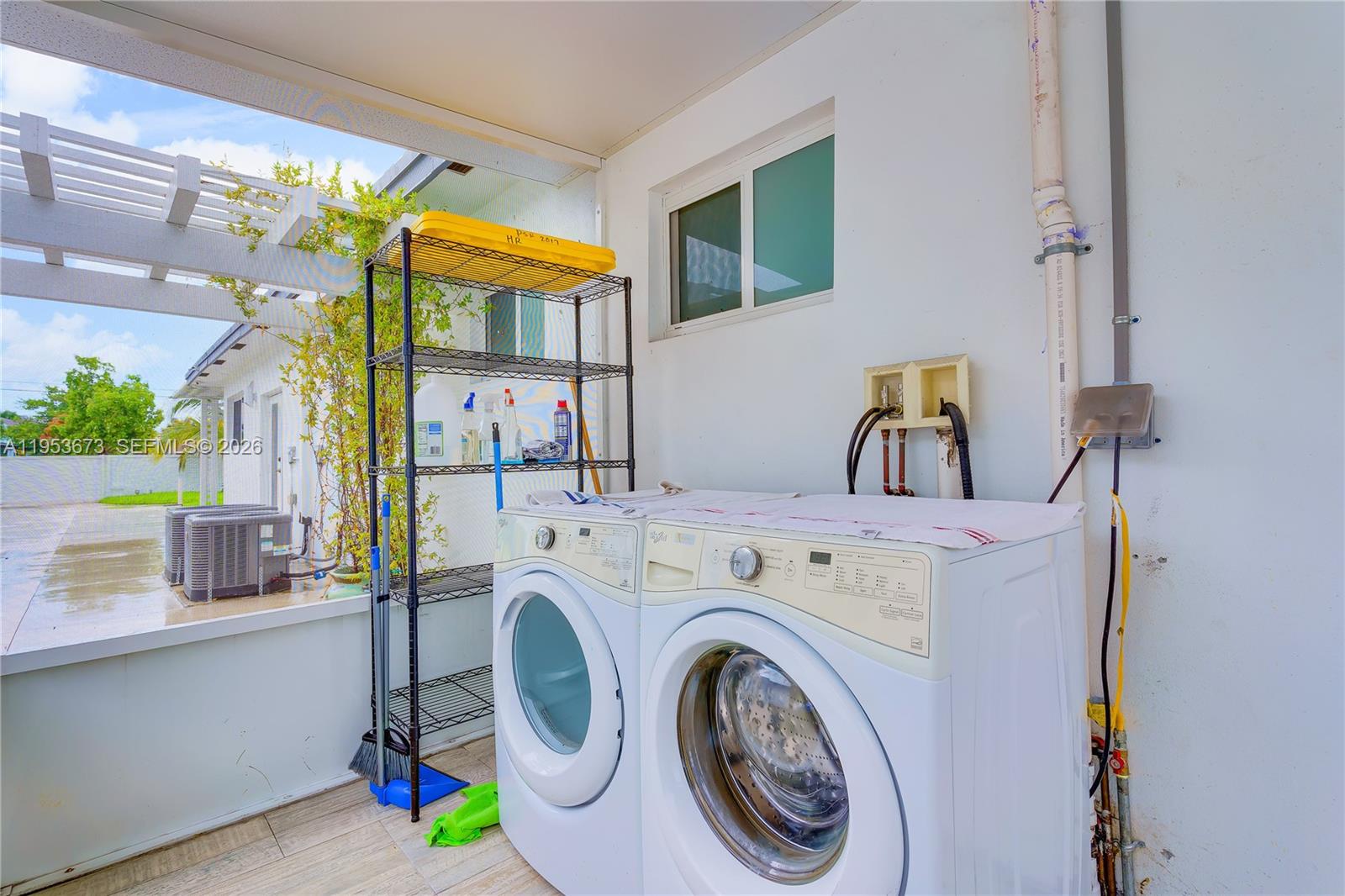 2247 Northwest 2nd Street Miami, FL 33125 - Photo 30 of 31