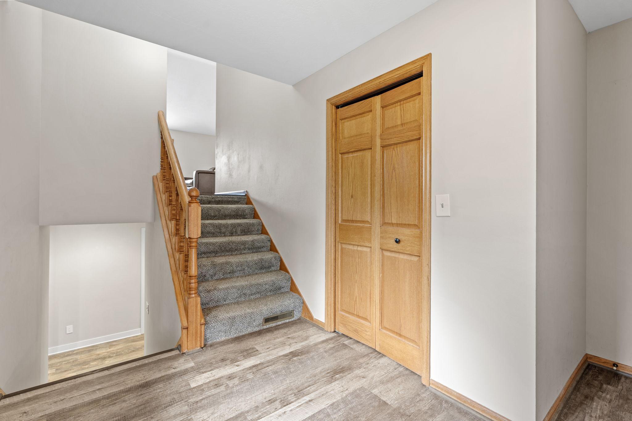 804 Grant Avenue Hudson, WI 54016 - Photo 6 of 55