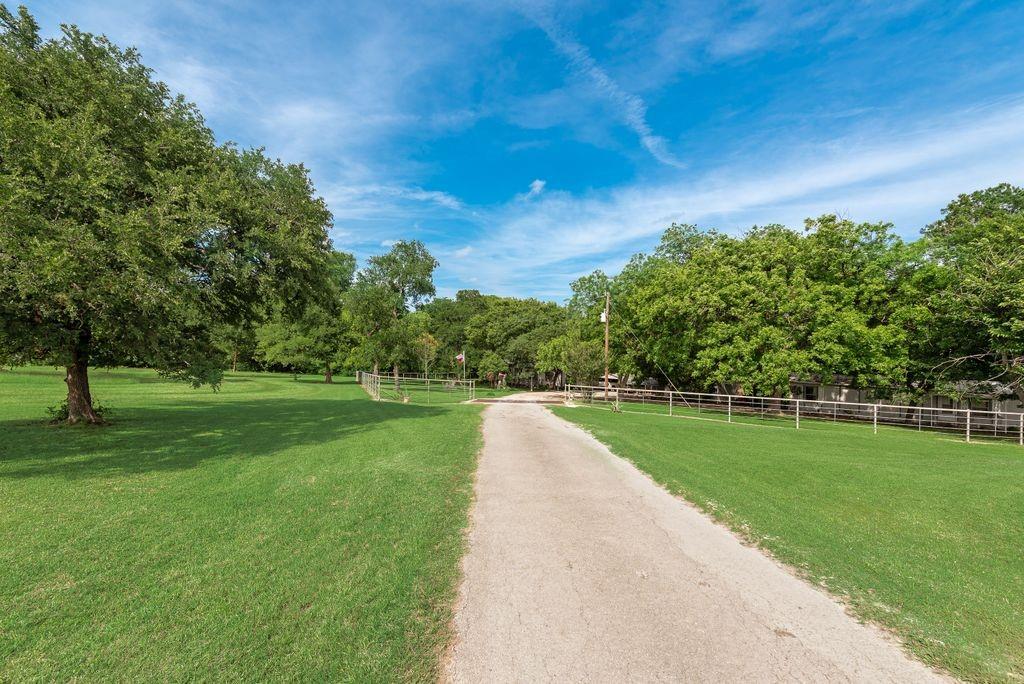 510 North D Ranch Road Waxahachie, TX 75167 - Photo 11 of 37