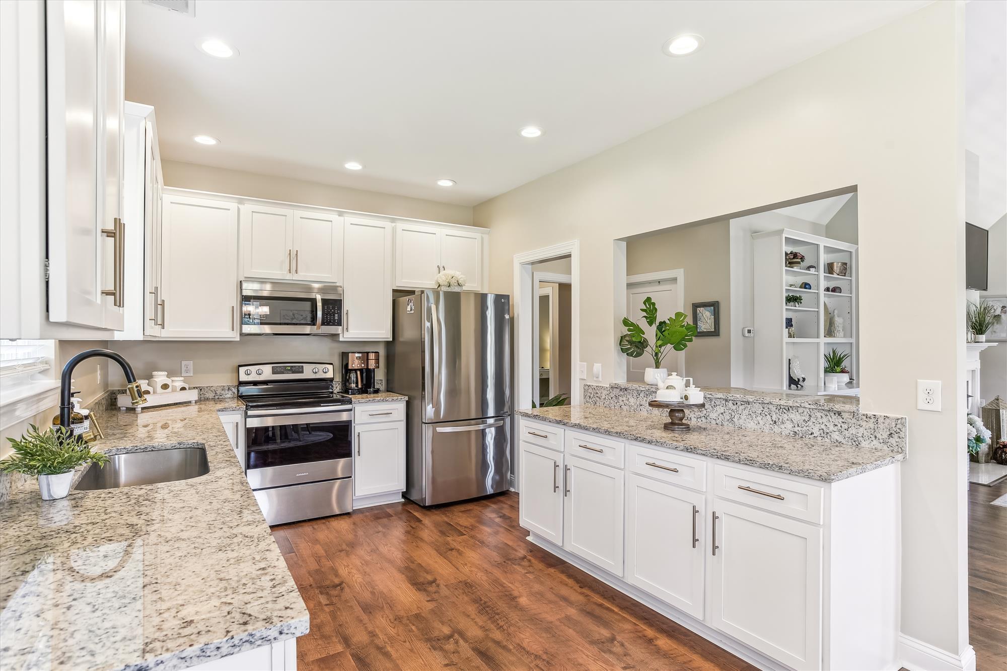 5914 Yellow Dog Road Ravenel, SC 29470 - Photo 16 of 36 main level-kitchen-_dsc0106