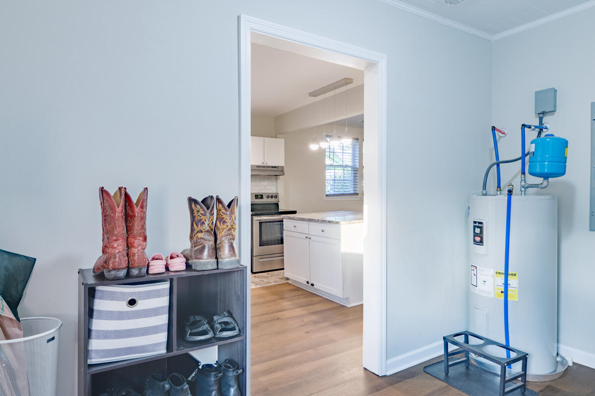 1877 Kissingbower Road Augusta, GA 30904 - Photo 35 of 42 1877 Laundry 5 WEB