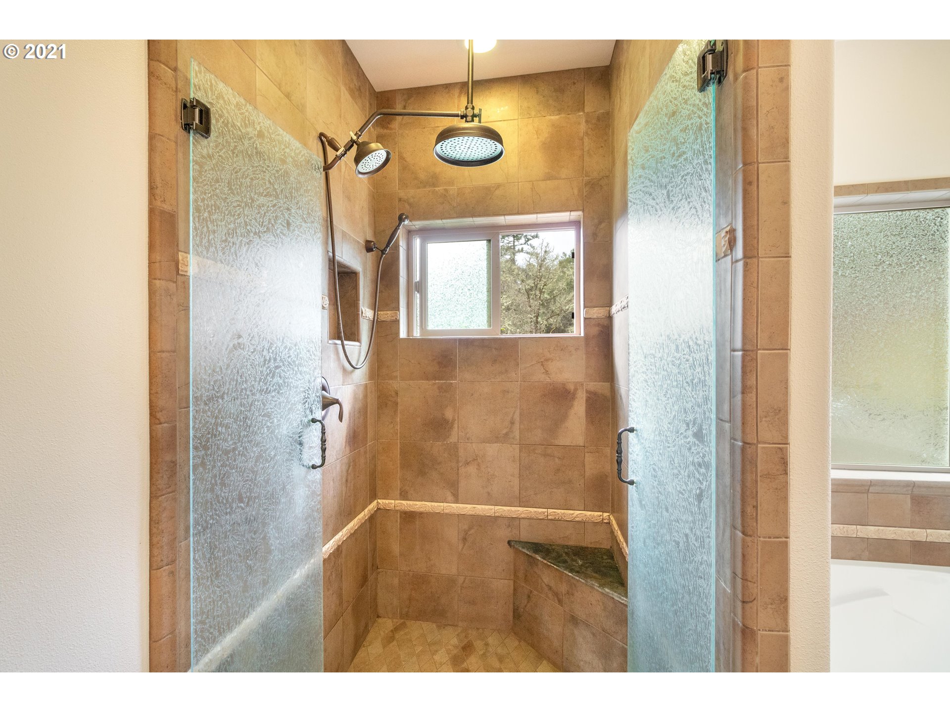 120 Summit Ridge Lane Roseburg, OR 97471 - Photo 15 of 31 Gallery Image 15