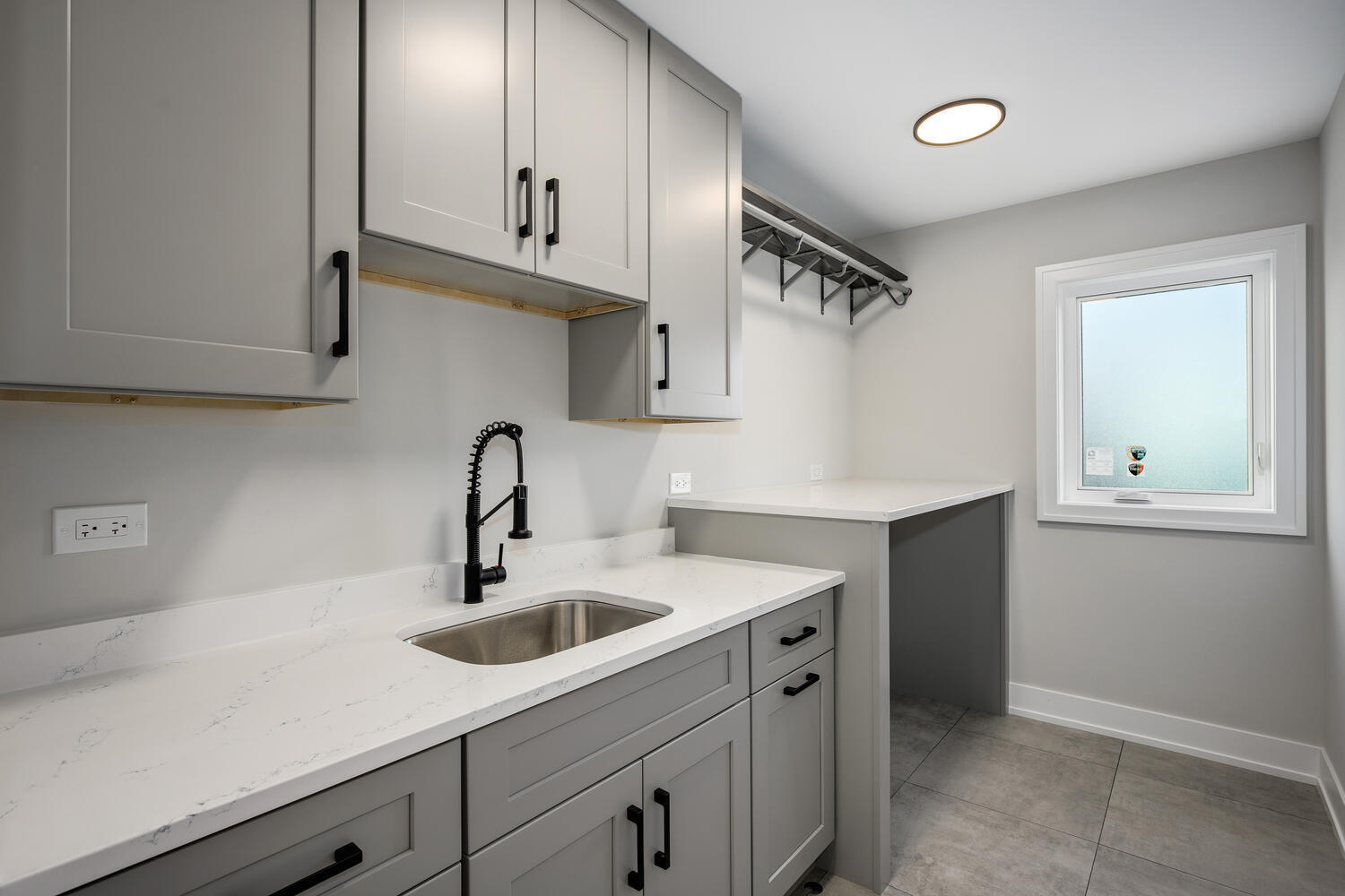 22642 Frontier Court Frankfort, IL 60423 - Photo 28 of 29 a kitchen with a sink cabinets and a window