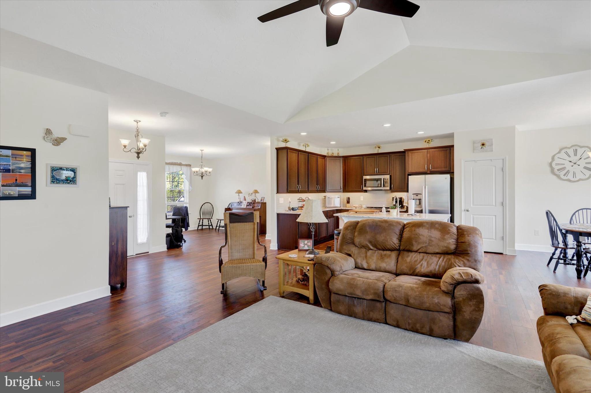 210 Granite Lane Hanover, PA 17331 - Photo 4 of 30