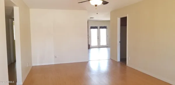 $2,275 | 3825 West Libby Street, Glendale, AZ 85308