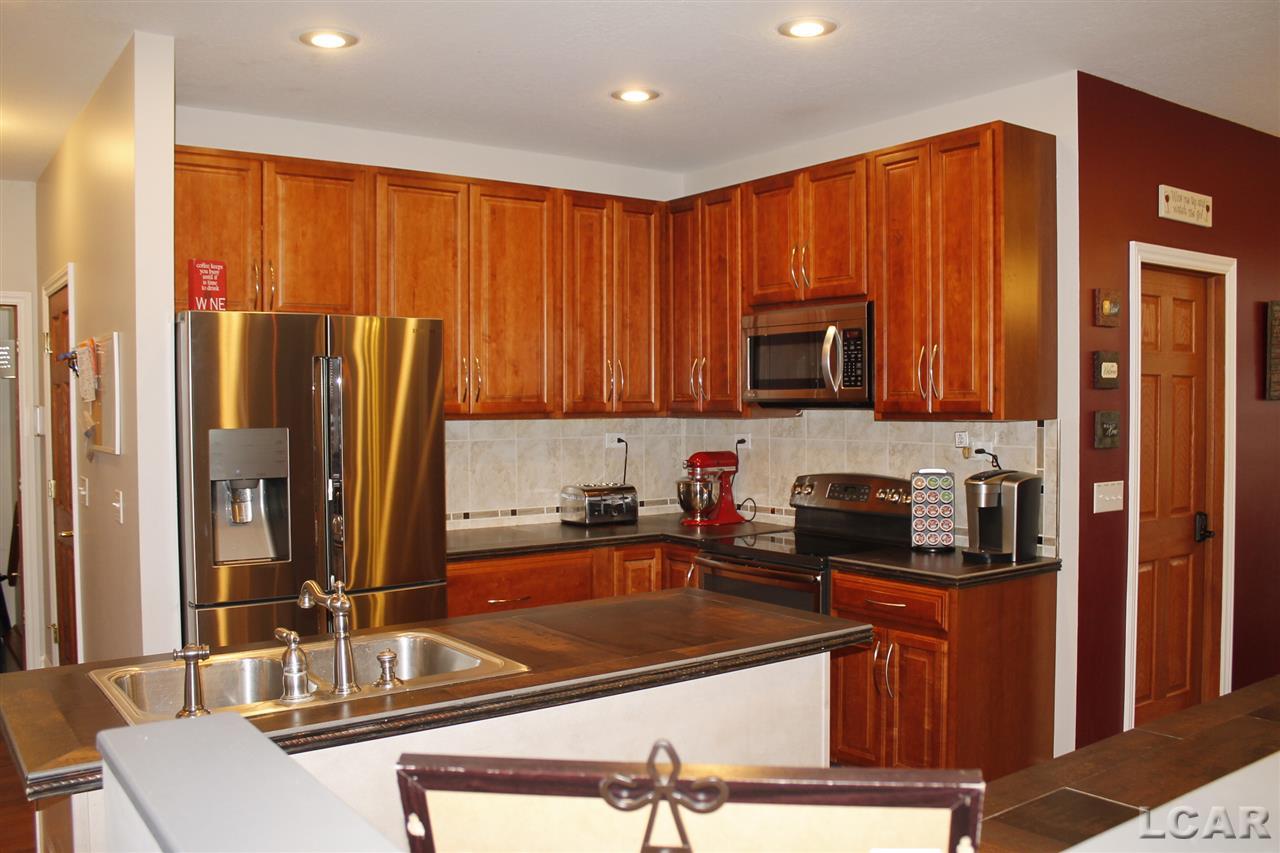 7942 East Monroe Road Tecumseh, MI 49286 - Photo 12 of 39 31364340-11.JPG