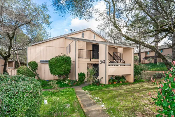 $169,000 | 13065 Lincoln Way, Unit B, Auburn, CA 95603