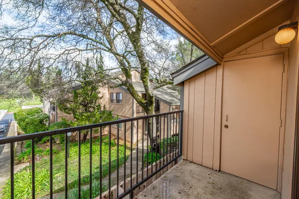 $169,000 | 13065 Lincoln Way, Unit B, Auburn, CA 95603