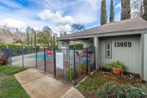 $169,000 | 13065 Lincoln Way, Unit B, Auburn, CA 95603