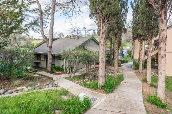 $169,000 | 13065 Lincoln Way, Unit B, Auburn, CA 95603