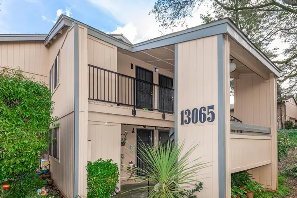 $169,000 | 13065 Lincoln Way, Unit B, Auburn, CA 95603