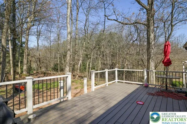 $175,700 | 2 Hillary Drive West, White Haven, PA 18661