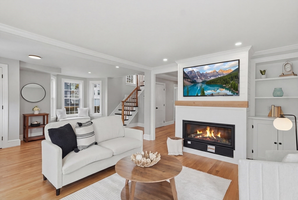 38 Puritan Road Swampscott, MA 01907 - Photo 4 of 37