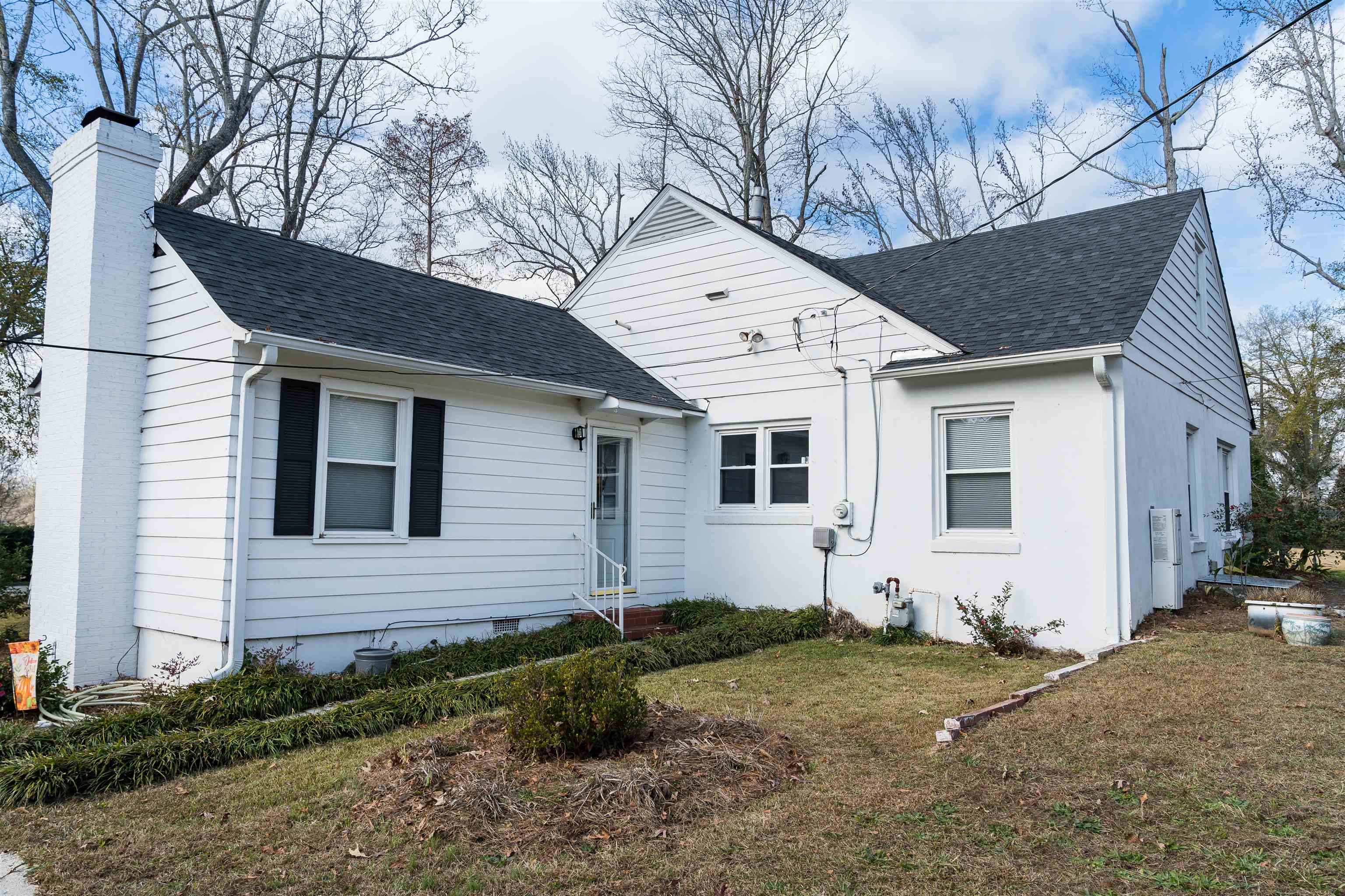 209 Young Drive Clinton, SC 29325 - Photo 11 of 47