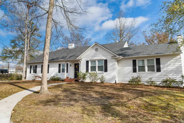$325,000 | 209 Young Drive, Clinton, SC 29325