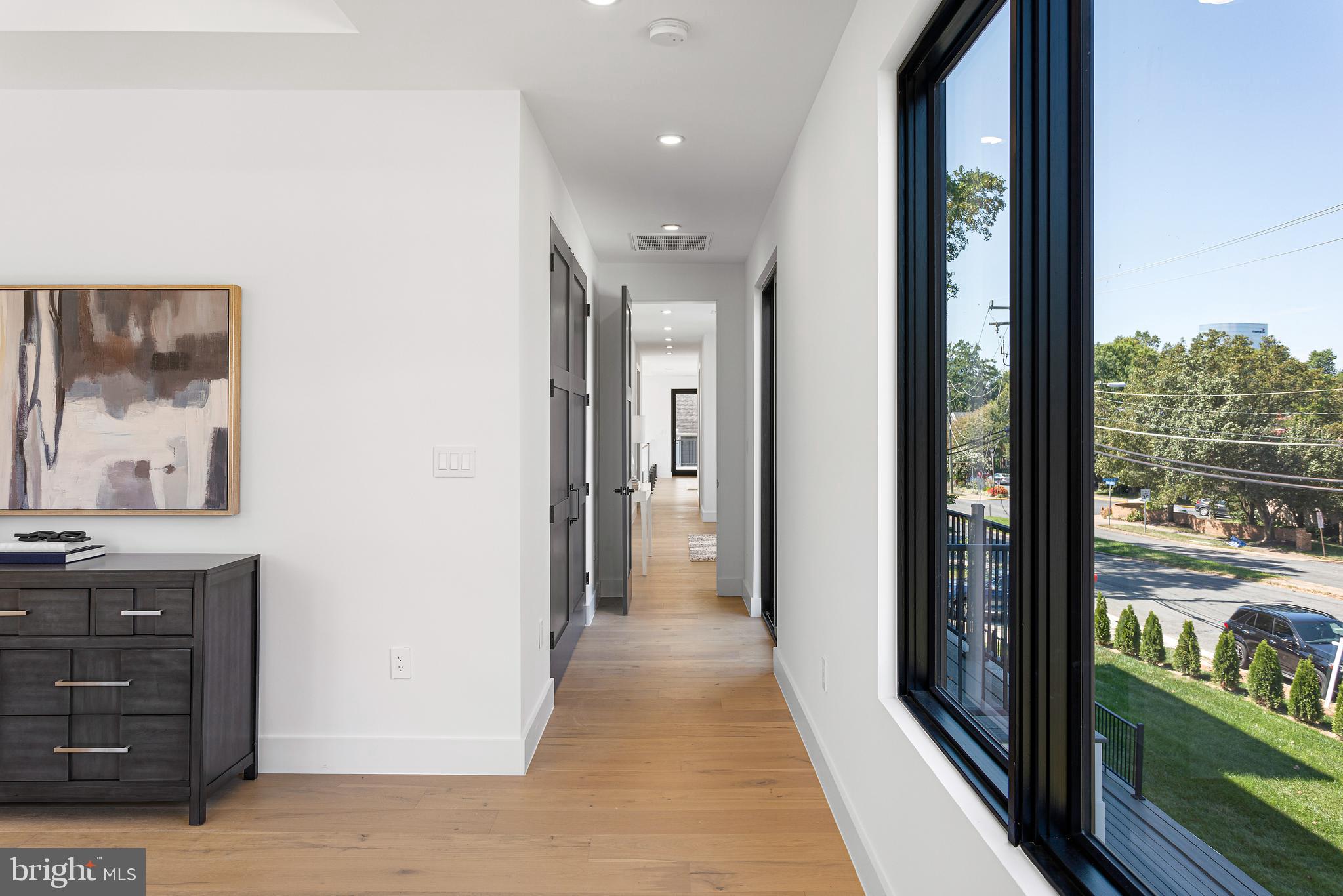 1733 Chain Bridge Road McLean, VA 22101 - Photo 40 of 65