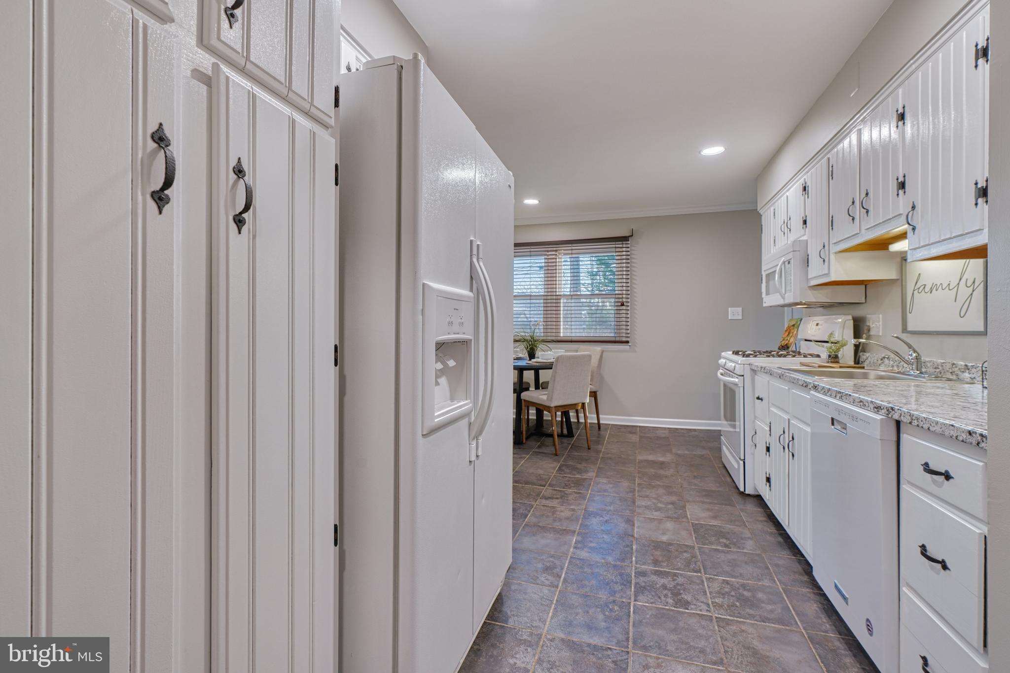 207 Sandee Road Lutherville-Timonium, MD 21093 - Photo 12 of 33 Gallery Image 12