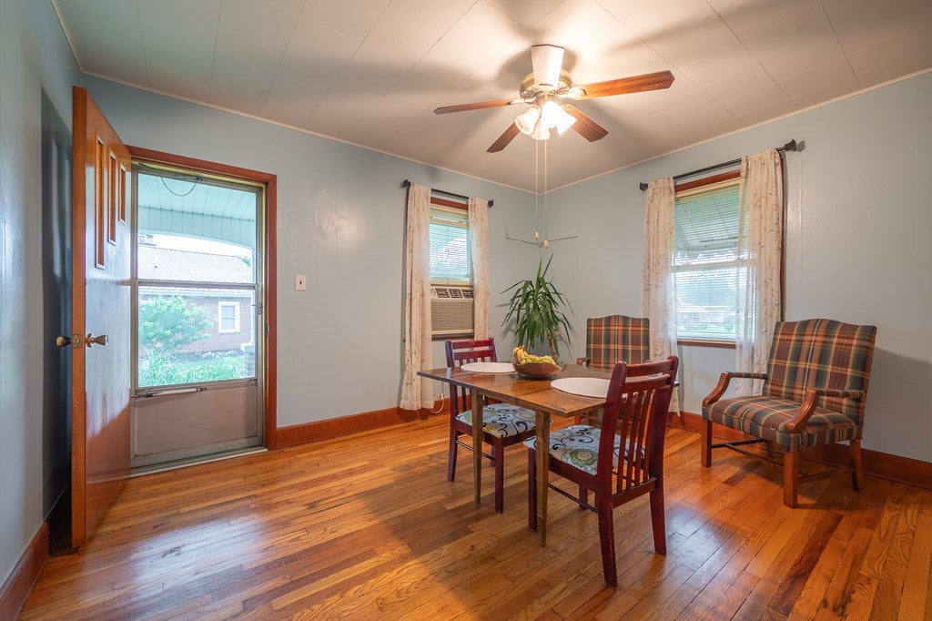 408 Maple Street Glade Spring, VA 24340 - Photo 11 of 56 Gallery Image 11