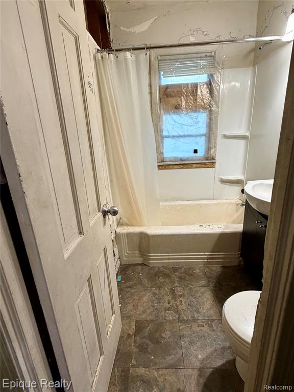 4409 Pengelly Road Flint, MI 48507 - Photo 8 of 32 Gallery Image 8