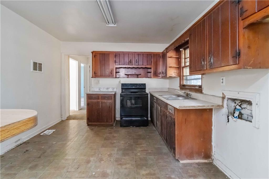 1162 Watts Road Forest Park, GA 30297 - Photo 12 of 23