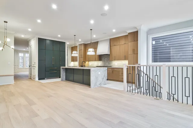 $2,550,000 | 3723 North Oakley Avenue, Chicago, IL 60618