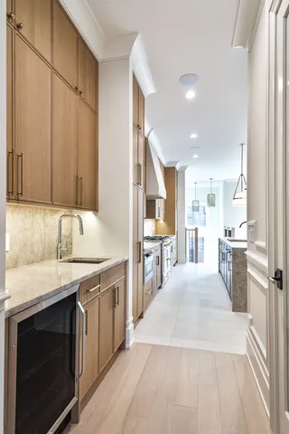 $2,550,000 | 3723 North Oakley Avenue, Chicago, IL 60618