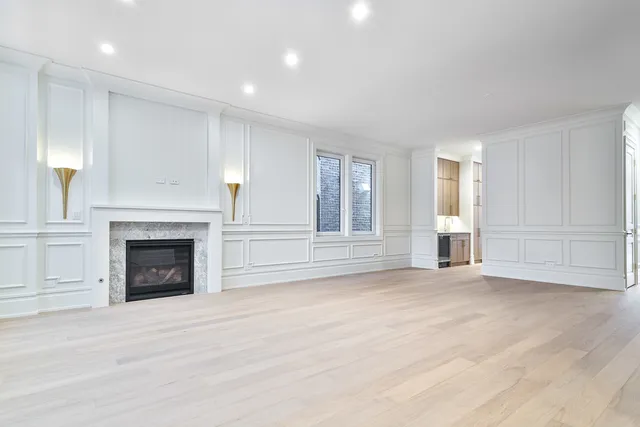 $2,550,000 | 3723 North Oakley Avenue, Chicago, IL 60618