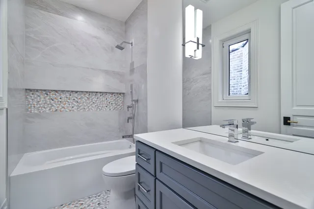 $2,550,000 | 3723 North Oakley Avenue, Chicago, IL 60618