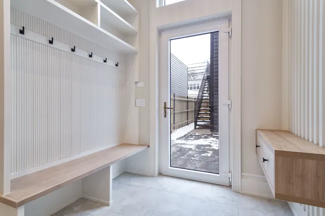 $2,550,000 | 3723 North Oakley Avenue, Chicago, IL 60618