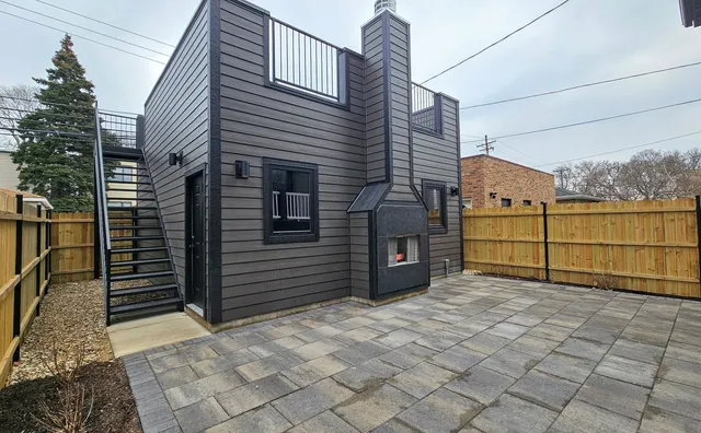 $2,550,000 | 3723 North Oakley Avenue, Chicago, IL 60618