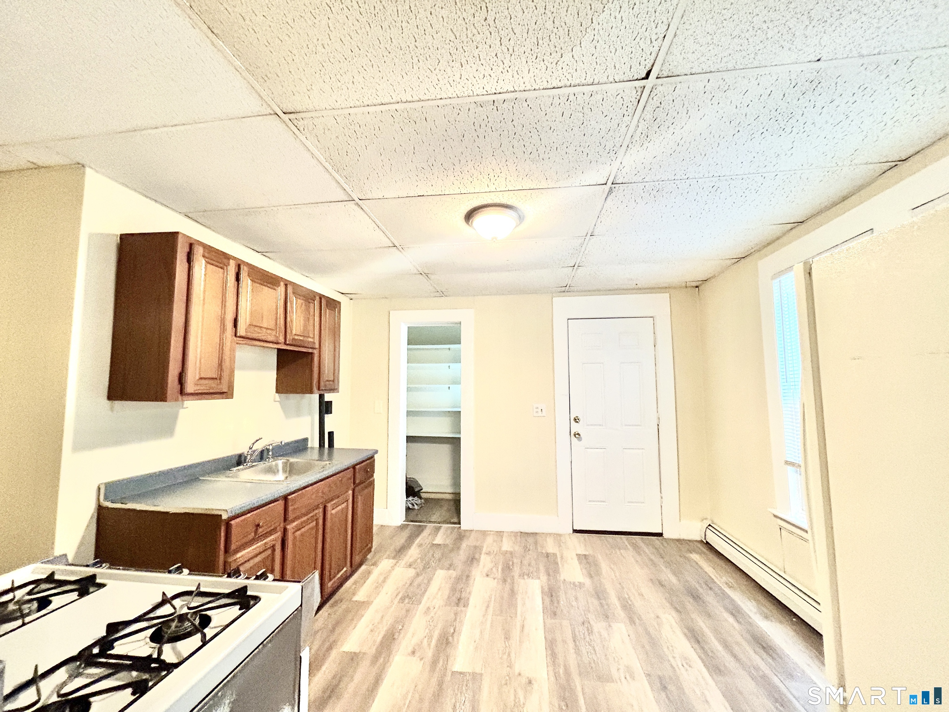 1019 West Main Street, Unit 2R Waterbury, CT 06708 - Photo 2 of 14