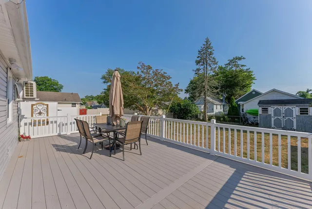 $452,000 | 134 West Delaware Parkway, Villas, NJ 08251