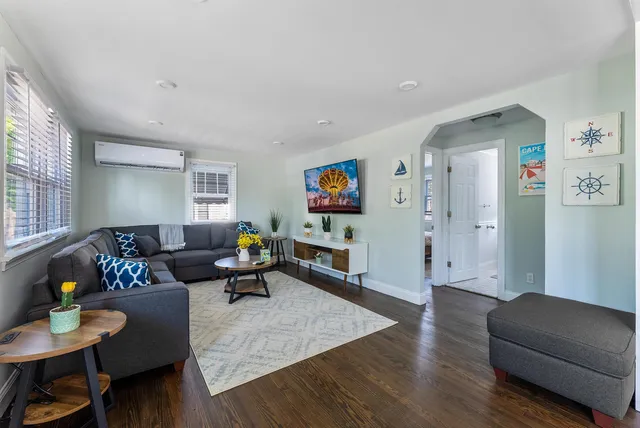 $452,000 | 134 West Delaware Parkway, Villas, NJ 08251