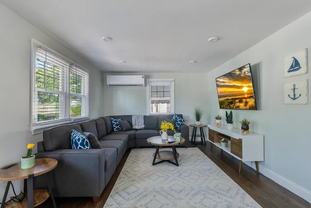 $452,000 | 134 West Delaware Parkway, Villas, NJ 08251