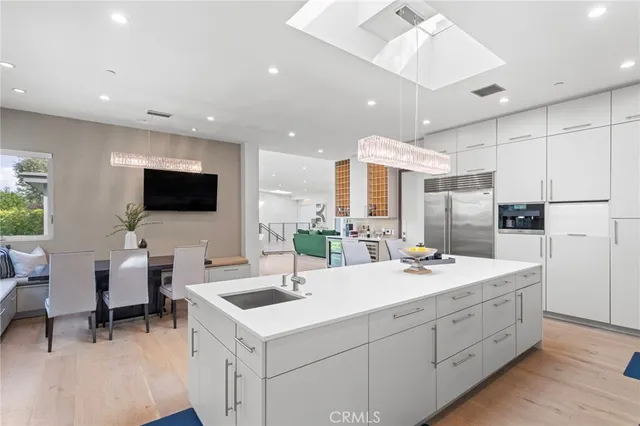 $4,999,900 | 15641 Meadowgate Road, Los Angeles, CA 91436