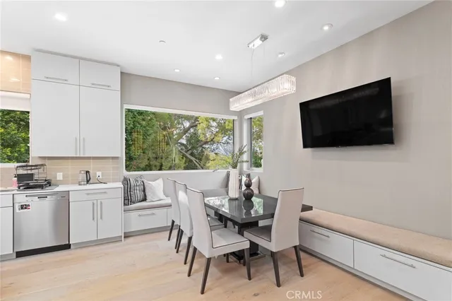 $4,999,900 | 15641 Meadowgate Road, Los Angeles, CA 91436